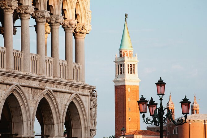 Private Tour of San Polo Rialto and Basilica Dei Frari - Doge’s Palace and Bridge of Sighs: power, prisons, and art angles