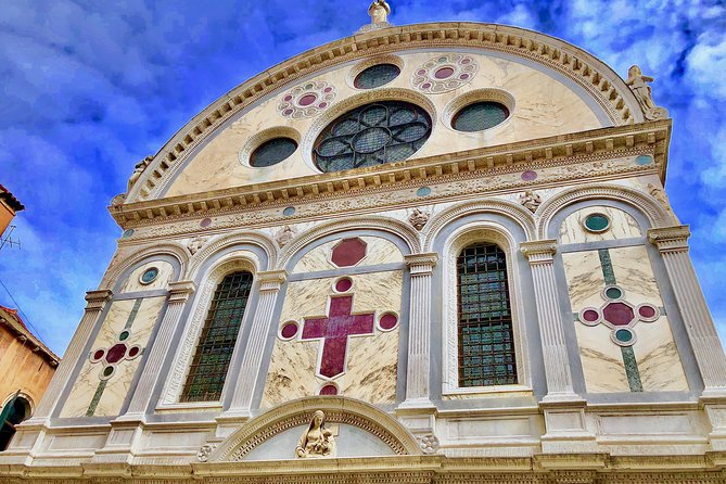 Private Tour: Venice Art and Architecture Walking Tour - Campo San Bartolomeo and the Goldoni statue: a calm starting point