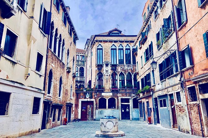 Private Tour: Venice Art and Architecture Walking Tour - Santa Maria dei Miracoli and the early Renaissance façade moment