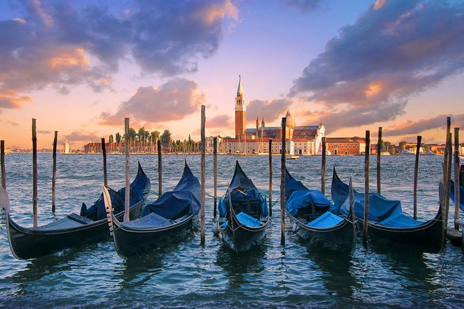 Private Tour: Venice Gondola Ride with Serenade - How the musical gondola ride actually feels