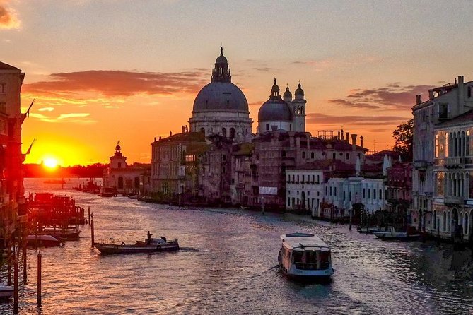 Private Tour: Venice Grand Canal Evening Boat Tour - Getting to Alilaguna and Bucintoro Viaggi near San Marco