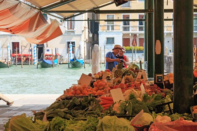 Private Tour: Venice Rialto Market, San Polo and Frari Church Walking Tour - Meeting point, route flow, and how to use the 2 hours