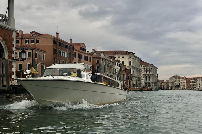 Private transfer from hotels in Venice to Venice Cruise Terminal - When a Van Replaces the Boat: One Important Edge Case