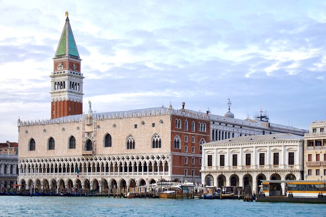 Private transfer from hotels in Venice to Venice Cruise Terminal - Scheduling and Hours: Getting There Without a Midnight Stress Test