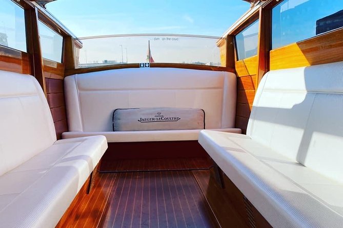 Private transfer from hotels in Venice to Venice Cruise Terminal - Pickup in Venice: A Real Escort Meets You Where You Are