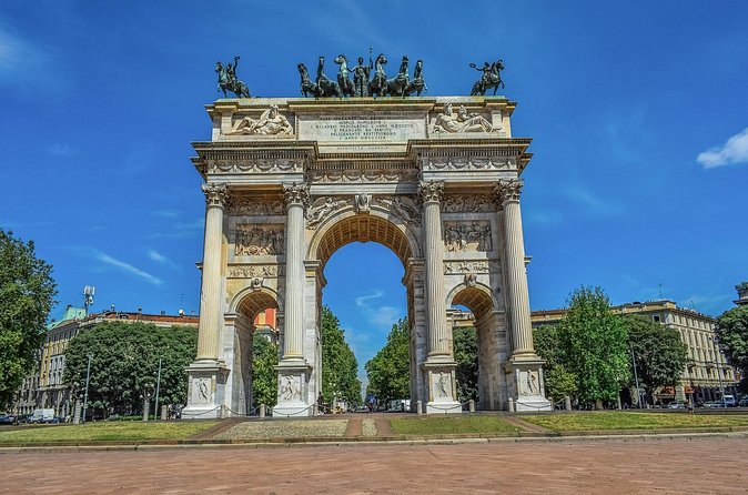 Private Transfer From Venice to Milan with a 2 Hour Stop - Price, group discounts, and what you’re really paying for