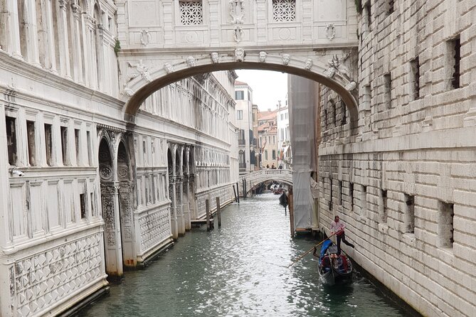 Private Transfer to/from Venice Airport or Piazzale Roma from/to Venice Centre - Getting Picked Up: Marco Polo Airport vs Piazzale Roma