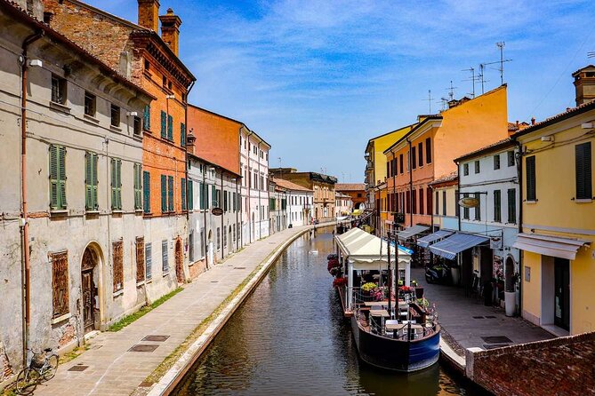 Private Transfer: Venice or Airport VCE to Cruise Port of Ravenna - Waiting where it counts: VCE versus hotel pickups