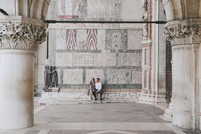 Private Vacation Photography Session with Local Photographer in Venice - Punta della Dogana: Romantic Angles and Water Views