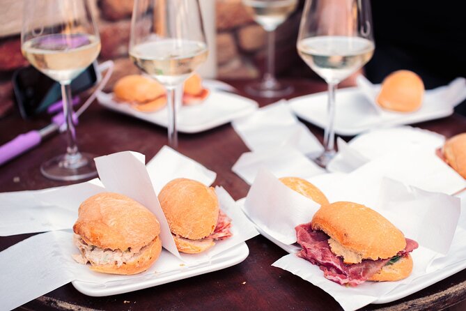 Private Venice Food Tour with Rialto Market Visit - Stop 1, Alla Fonda: learning cicchetti the Venice way