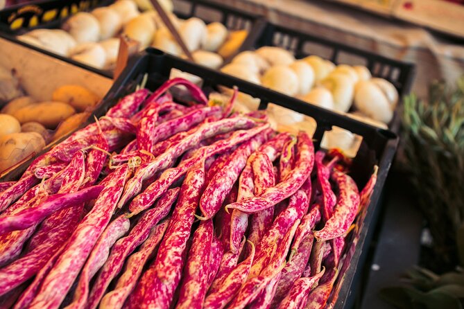 Private Venice Food Tour with Rialto Market Visit - Stop 4, Mercato di Rialto: the spice trade story, told between fish counters