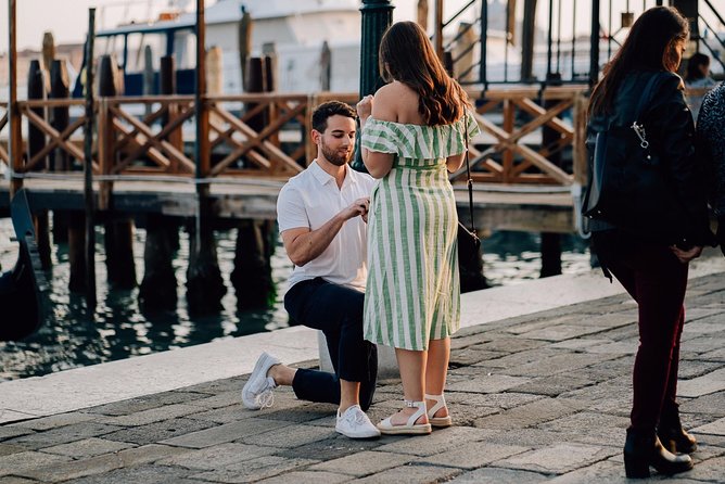 Proposal Photographer in Venice - Dorsoduro: where your photos can feel calmer and more “you”