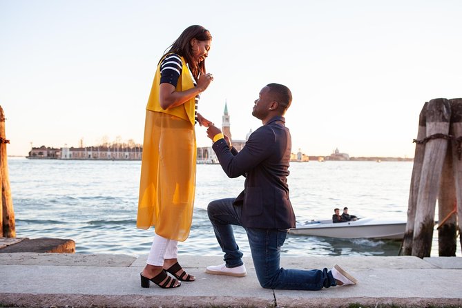 Proposal Photographer in Venice - Grand Canal: end on the kind of view people remember