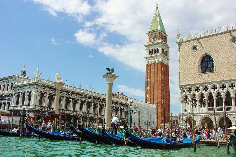 Public Venice: St Mark's Basilica Tour - Meeting Point at Poste Italiane, Calle Larga de l’Ascension