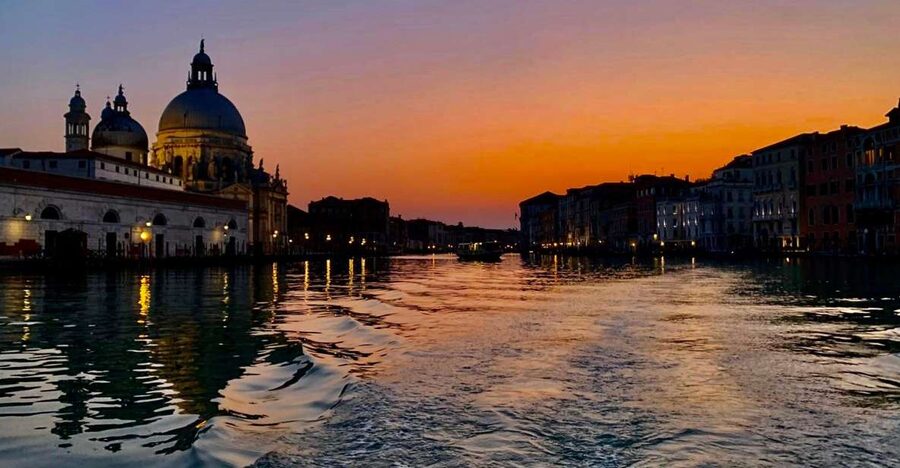 Punta Sabbioni - Venice at Sunset: Boat Tour with Aperitif - Arriving Venice at 20:30: how to use your 90 minutes near St Mark’s