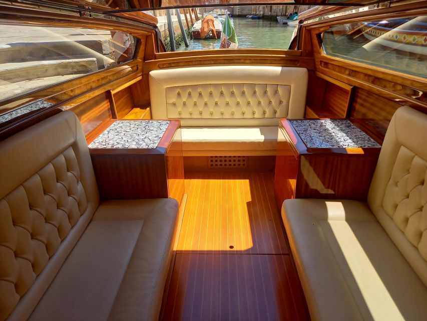 Ravenna Port to Venice with Deluxe Tour by Boat and Gondola - The gondola ride: private small-group boating, about 25 minutes