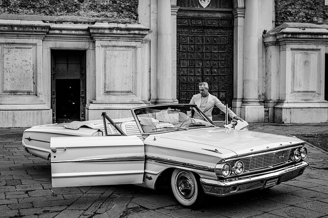 Rent the perfect car for your Wedding - Basilica e Scoletta di S.Maria del Carmine: A Meaningful Stop