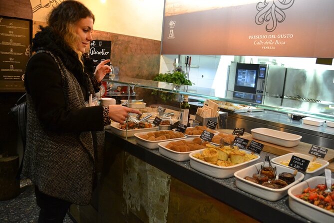 Rialto Farmers & Fish Market Food Tour in Venice with Wine Tasting & Sightseeing - Practical Timing: Why Four Hours Works in Venice