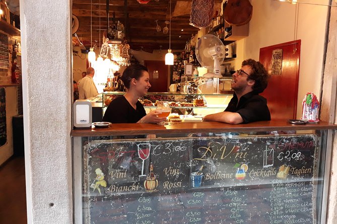 Rialto Food Tour With View - Ponte di Rialto, plus a quick Grand Canal moment