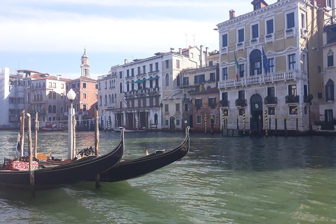 Rialto Market Food and Wine Lunchtime Tour of Venice - Stop 1, Mercati di Rialto: where the flavors start