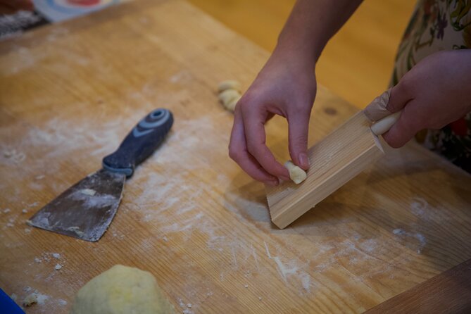 Rialto Market Tour and Italian Cooking Class with a local - Rialto to the kitchen: the real value in this 5-hour plan