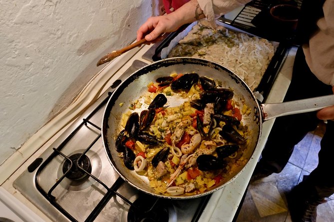 Rialto Market Tour & Private Cooking Class in the Heart of Venice - The Hands-On Cooking Lesson: Pasta and Focaccia the Local Way