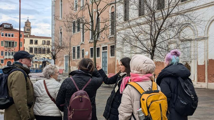 Rialto Street Food Tour & Stories: A Taste of Venice - Aliani Casa Del Parmigiano, a Cheese Stop That Doesn’t Feel Like a Detour