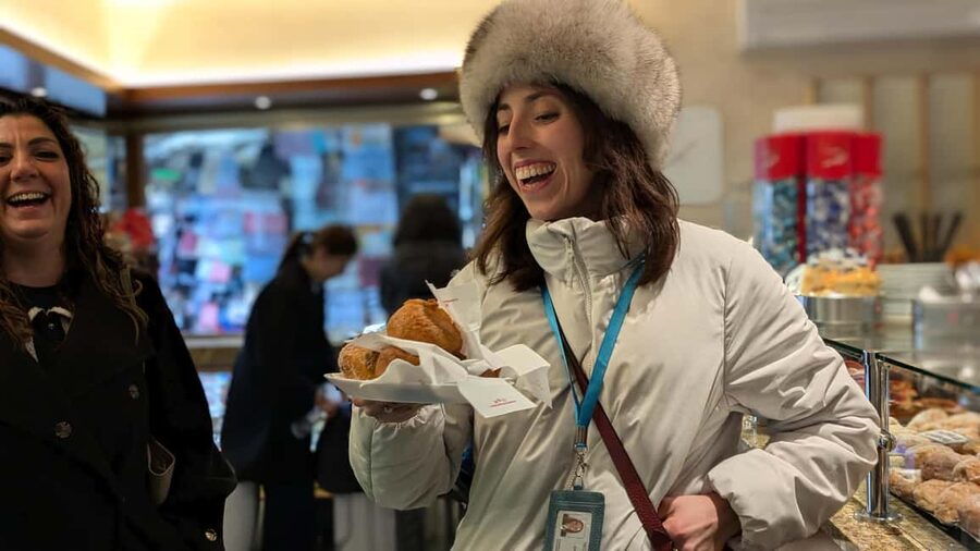 Rialto Street Food Tour & Stories: A Taste of Venice - Bacari Time: Where Your Guide Really Shows Their Venice