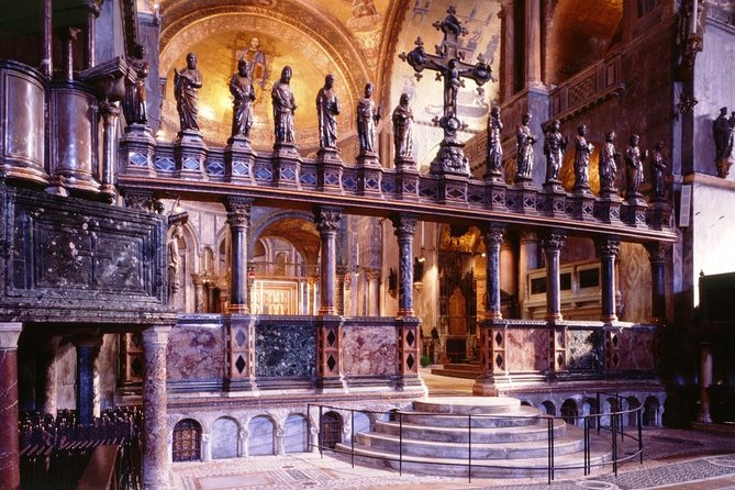 Saint Mark’s Basilica:"Guided Journey into Venice’s Golden Heart" - Treasury and Pala d’Oro access, without separate ticket stress