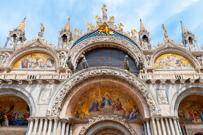 Saint Marks Basilica, Doge's Palace and Gondola tour in Venice - The Ateliers stop plus museum access: how to use your ticket well