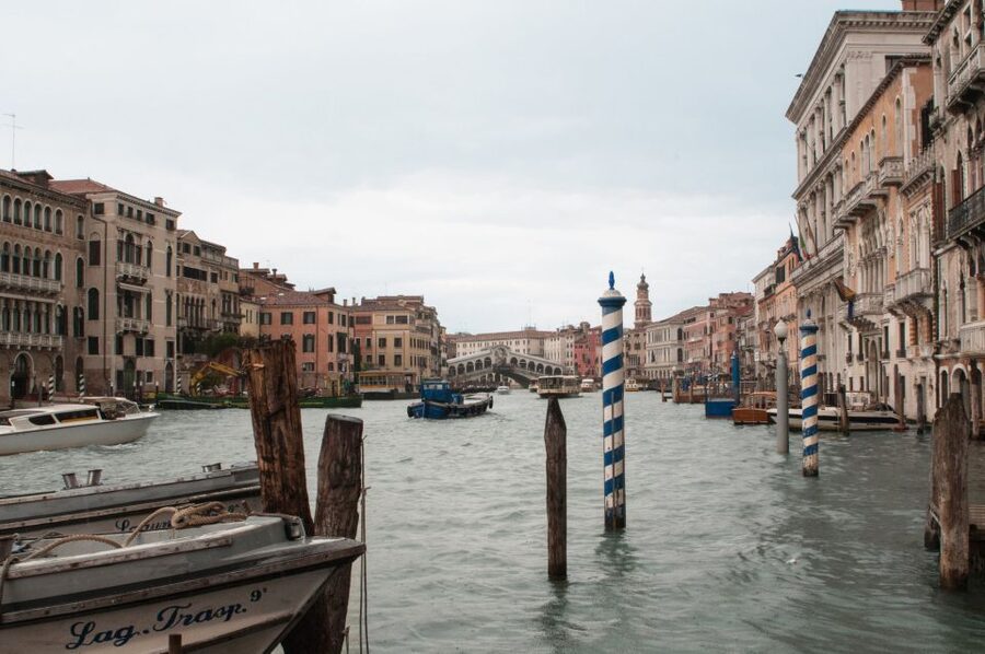 Secret Venice & Gondola Tour - Logistics that matter: meeting point, headsets, and timing
