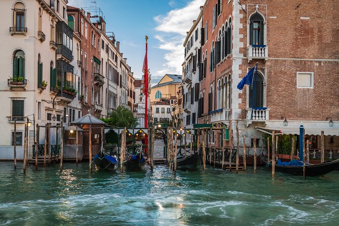 Self Guided Tour of Venice's Best Kept Secrets - St Mark’s Basilica to Doge’s Palace, the smart way to start