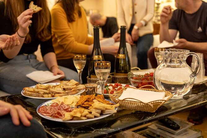 Small Group Pasta and Tiramisu Class at Local's Home in Venice - Drinks, snacks, and how to think about what is included