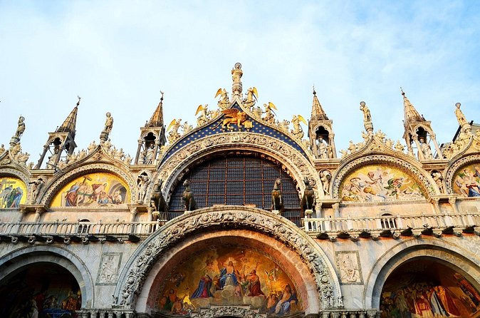 St. Mark's Basilica Skip-the-Line Guided Tour - The gold mosaics and Italo-Byzantine architecture, explained in plain language
