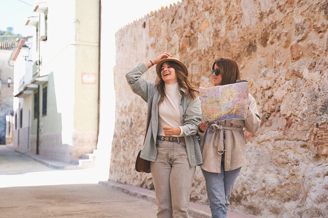 Stunning Venice – Walking Tour for Couples - Rialto Bridge crossing: the view moment that sells the romance