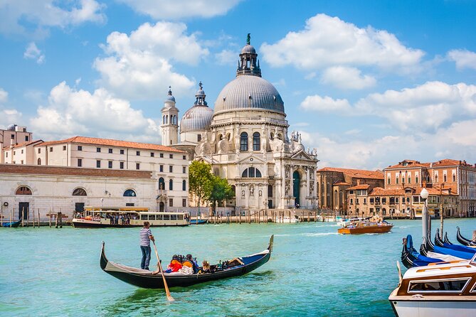 Stunning Venice – Walking Tour for Couples - Palazzo Cavalli-Franchetti: a quieter Renaissance pause