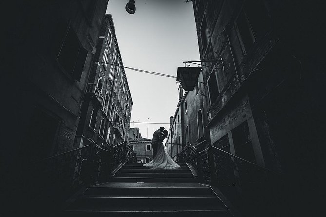 Sunrise Couple Photoshoot Tour - Photo Editing and Digital Delivery: Your 70-Image Payoff