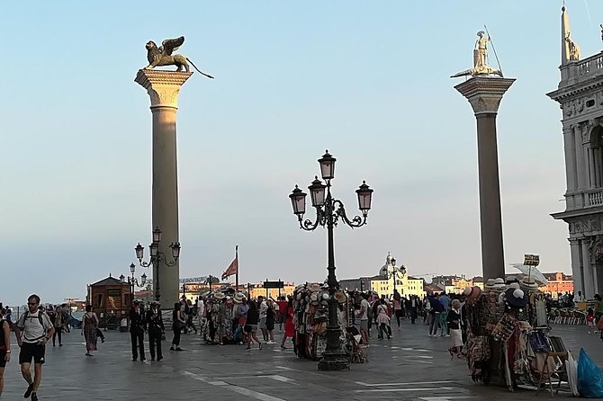 The Heart of Venice: A Self-Guided Audio Tour - Stop 5, Palazzo Cavalli and the tides behind acqua alta