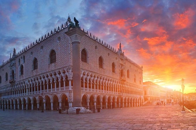 The Heart of Venice: Discover the City on Foot. - Radio headset, small group size, and the key rule about entry tickets