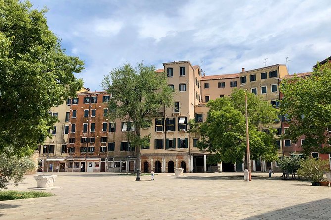 The Secrets of Venice - Private Tour - Palazzo dei Camerlenghi and Fondaco talk: how Venice ran its business