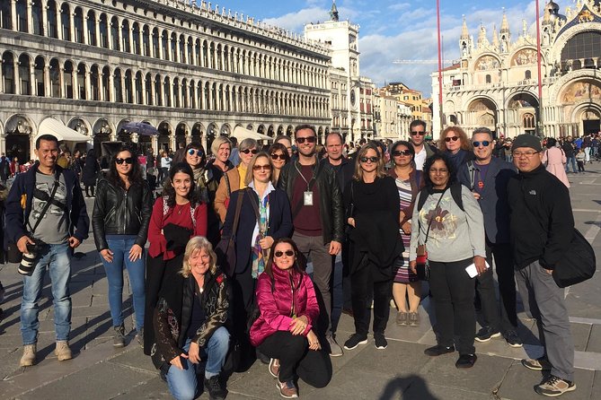 The Secrets of Venice - Private Tour - Ponte di Rialto: the first bridge as a viewpoint, not a museum