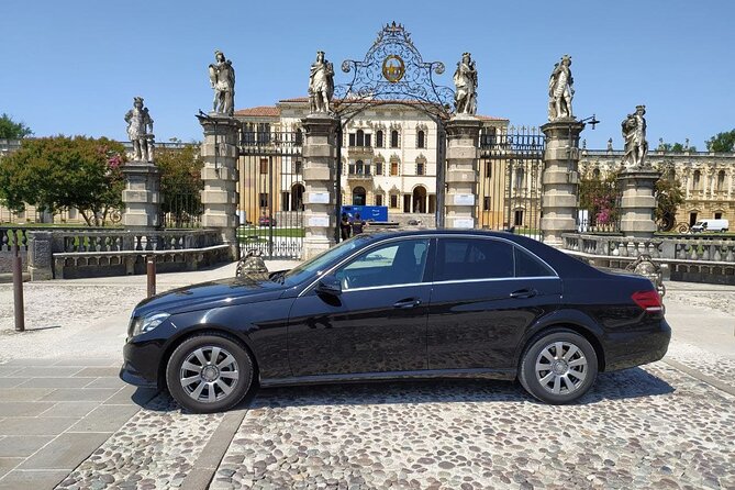 Transfer from Venice Airport to Garda Lake with Private Driver - Meet-and-greet at Marco Polo Airport without the guessing game