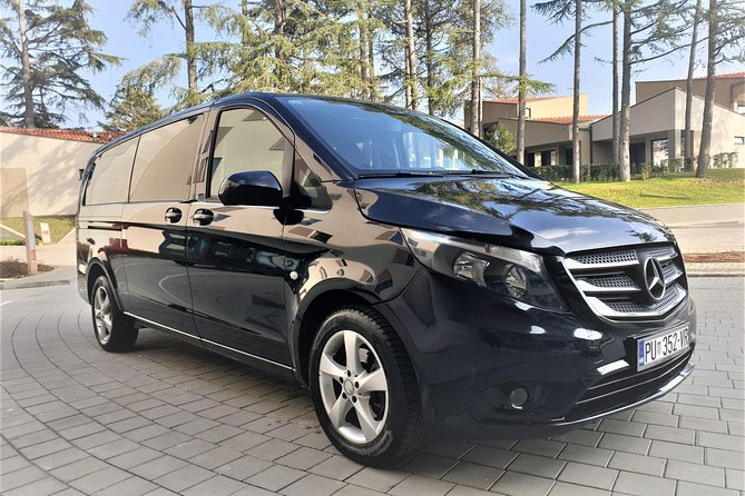 Transfer Venice - Poreč - Comfort On The Road: Minivan, Wi-Fi, And Luggage Space