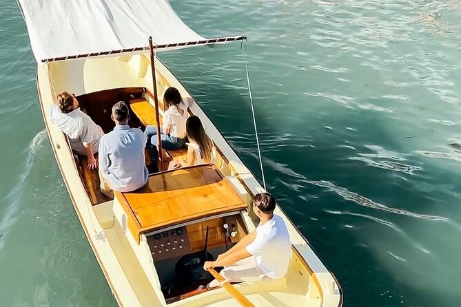 Typical boat ride in the Venice lagoon - Murano’s glass furnace: watching Renaissance-style work happen