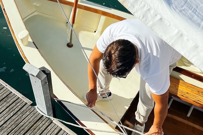 Typical boat ride in the Venice lagoon - Burano on foot: lace shops, photos, and bussolai breaks