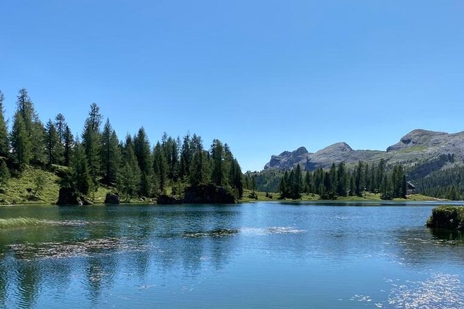 UNESCO Dolomites great expedition from Venice by Yellowboot - Tre Cime di Lavaredo and Misurina Lake: where the photos make sense