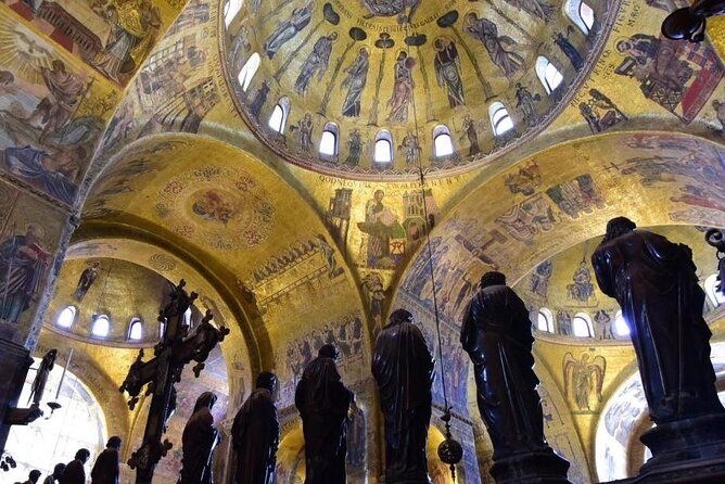 Unusual Perspectives of St Mark's Basilica & optional Pala d'Oro - The St Mark’s Museum scale model, a smart 45-minute shortcut