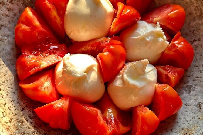 Vegetarian and Vegan Cooking Class in Venice with Market Tour - Starting at Rialto Market, not a supermarket stop