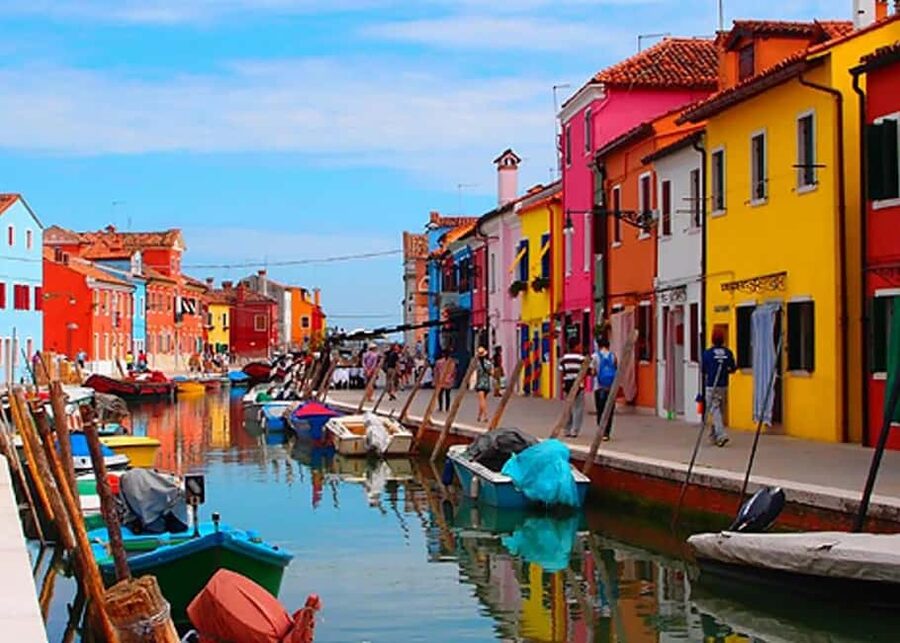Venetian Island Gems: Murano, Burano & Torcello Tour - Why Murano, Burano, and Torcello in 4.5 Hours Works