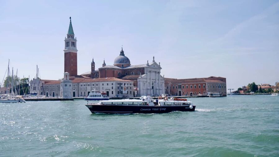 Venice: 1-Hour Panoramic Boat Tour - San Giorgio Maggiore loop, bell towers and reflected city lines